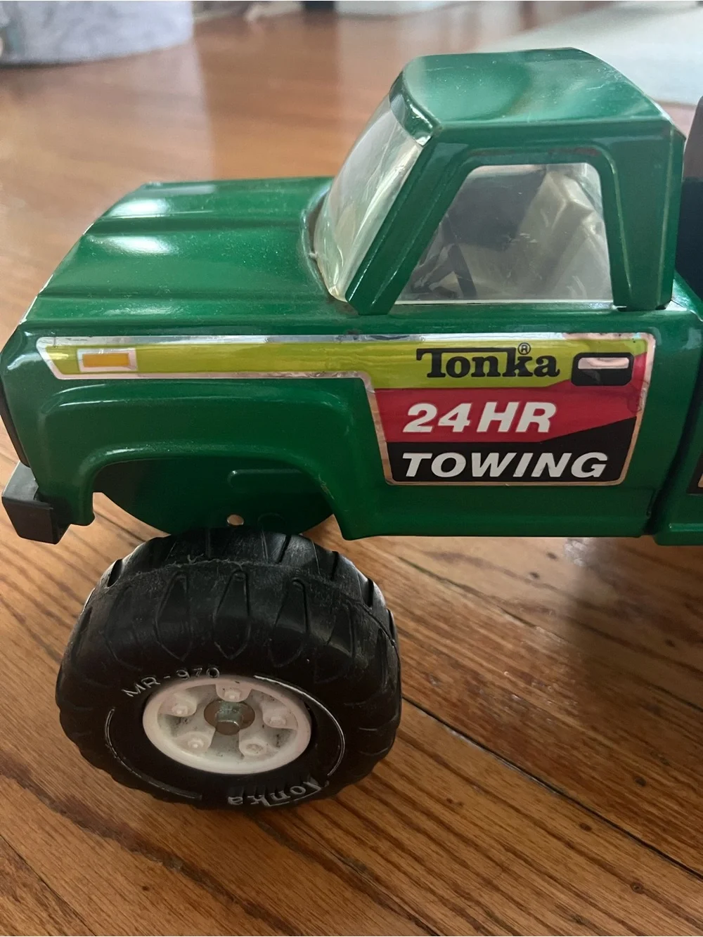 Vintage Metal Tonka 24HR Tow Truck